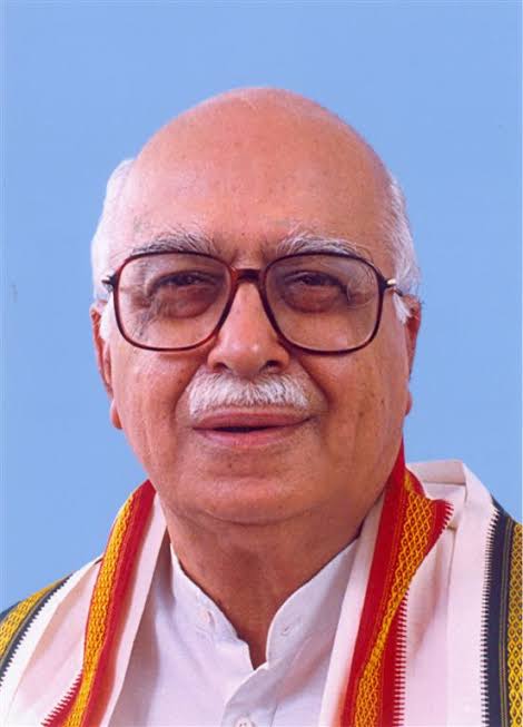 গুরুতর অসুস্থ হলেন লালকৃষ্ণ আডবাণী এখন চিকিৎসাধীন